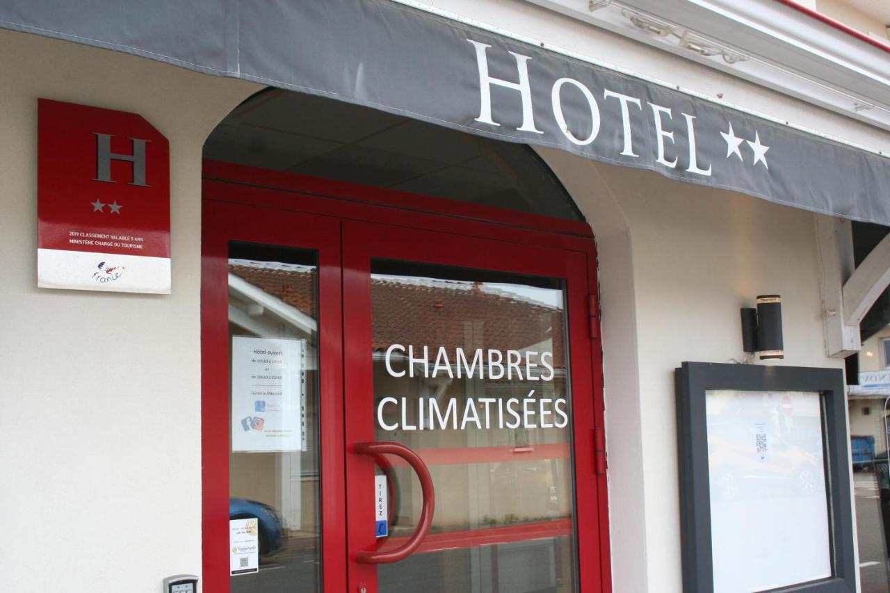 Hotel Les Italiens Бискарос Екстериор снимка