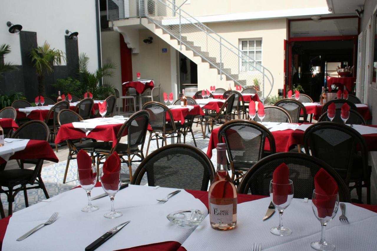Hotel Les Italiens Бискарос Екстериор снимка